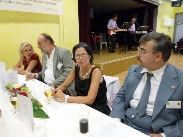 P1000348